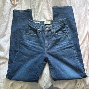 Universal Thread High Rise 90s Straight Leg Jeans